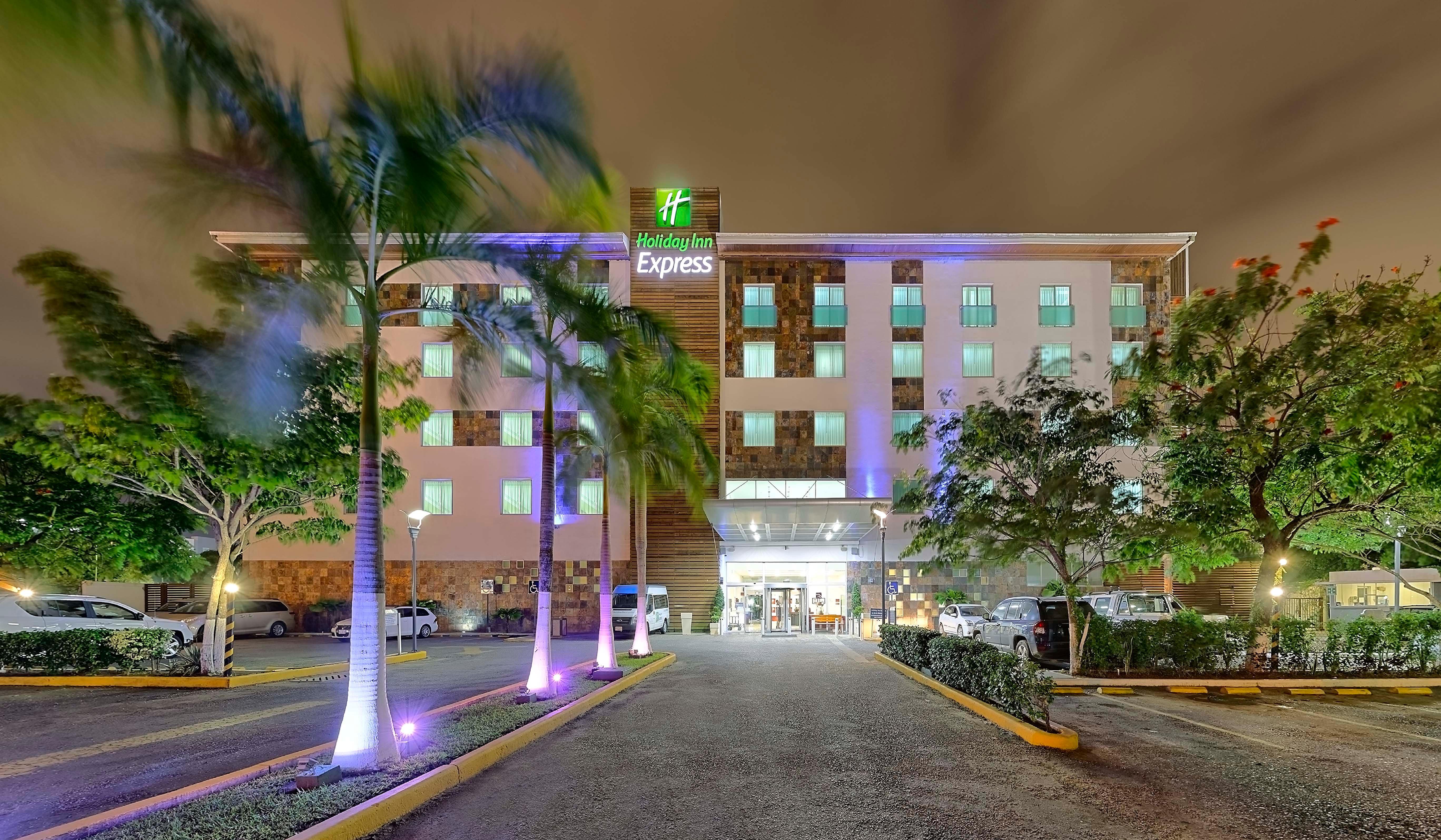 Holiday Inn Express Villahermosa By Ihg Εξωτερικό φωτογραφία